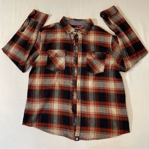 CANADA WEATHERGEAR MENS SHIRT , SIZE LARGE, PLAID, VERY GOOD PREOWNED CO…